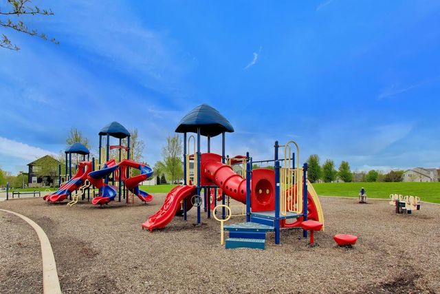 3091 Long Common Parkway, Elgin, IL 60124
