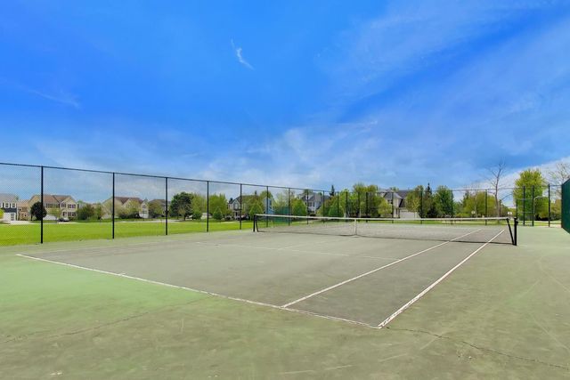3091 Long Common Parkway, Elgin, IL 60124