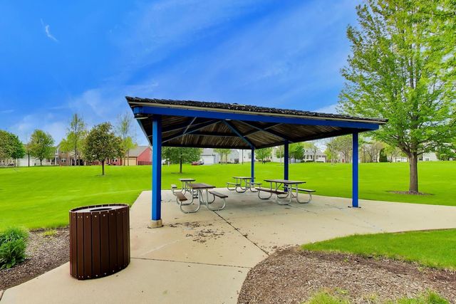 3091 Long Common Parkway, Elgin, IL 60124