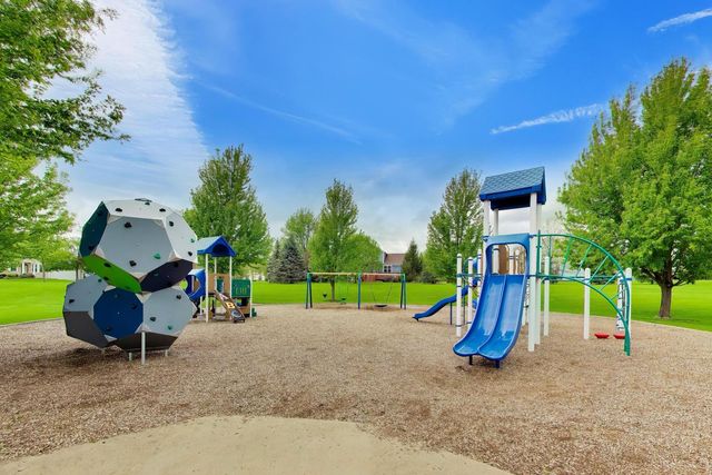 3091 Long Common Parkway, Elgin, IL 60124