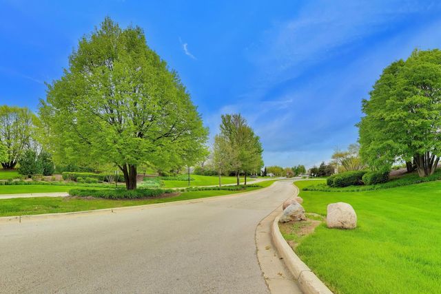 3091 Long Common Parkway, Elgin, IL 60124