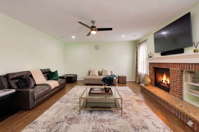 3091 Long Common Parkway, Elgin, IL 60124