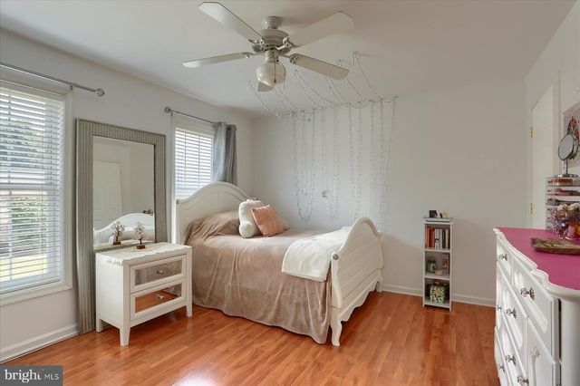 304 KENT DR, Harrisburg, PA 17111