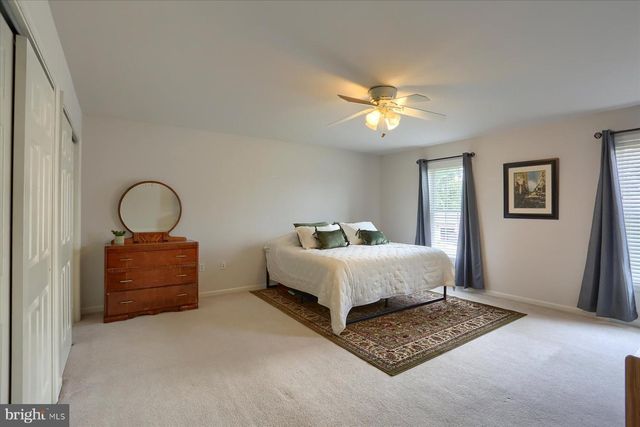 304 KENT DR, Harrisburg, PA 17111