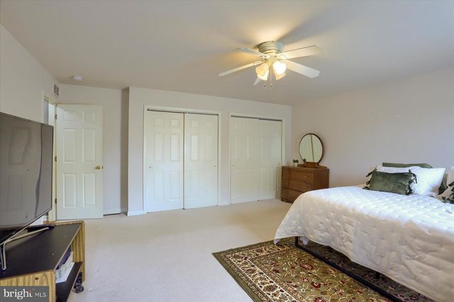 304 KENT DR, Harrisburg, PA 17111