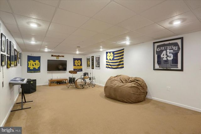 304 KENT DR, Harrisburg, PA 17111