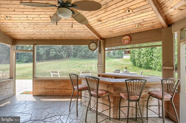 304 KENT DR, Harrisburg, PA 17111