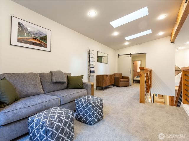 7400 Miller Way, Glacier, WA 98244