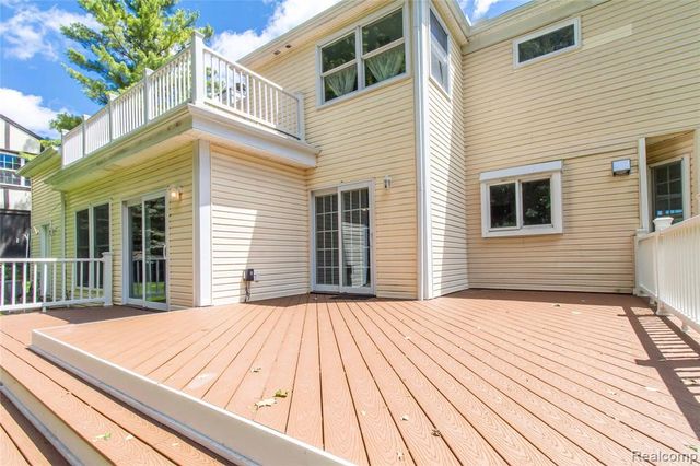 1880 Poppleton Drive, West Bloomfield, MI 48324