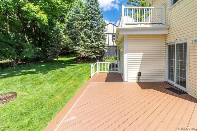 1880 Poppleton Drive, West Bloomfield, MI 48324