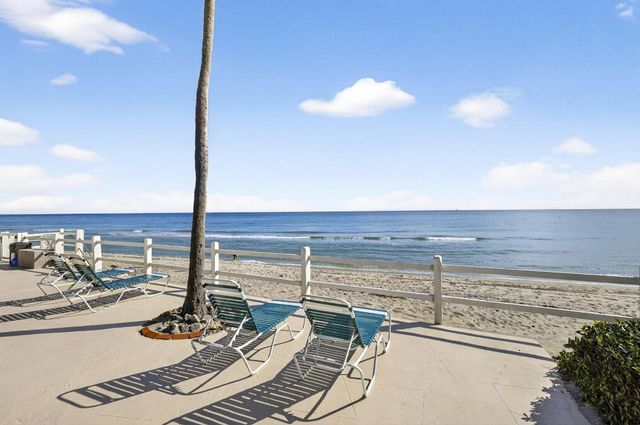 1221 Hillsboro Mile 15a, Hillsboro Beach, FL 33062