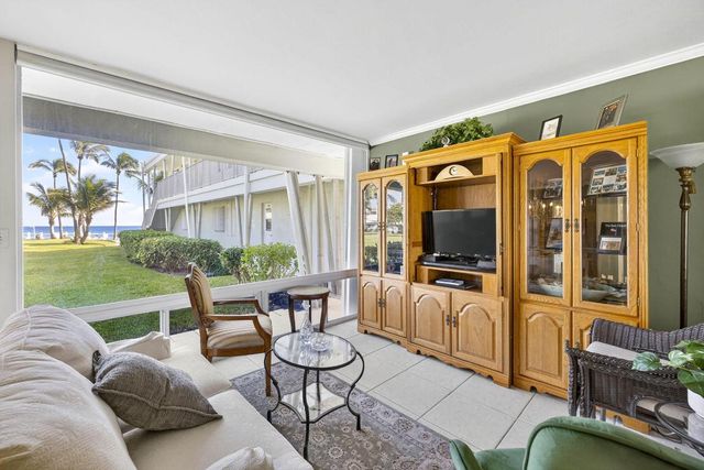 1221 Hillsboro Mile 15a, Hillsboro Beach, FL 33062