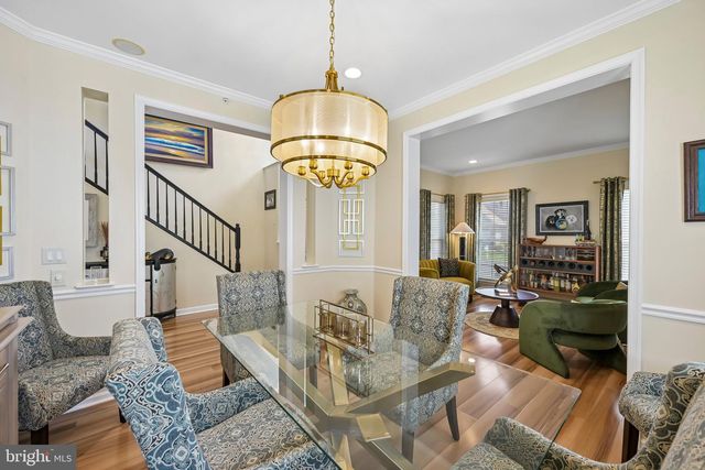717 S SETTLERS CIR, Warrington, PA 18976