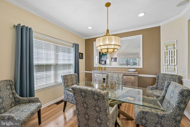 717 S SETTLERS CIR, Warrington, PA 18976