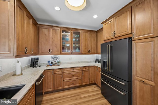 717 S SETTLERS CIR, Warrington, PA 18976