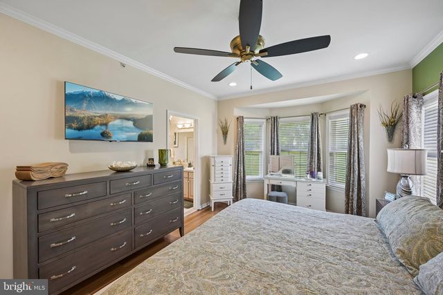 717 S SETTLERS CIR, Warrington, PA 18976
