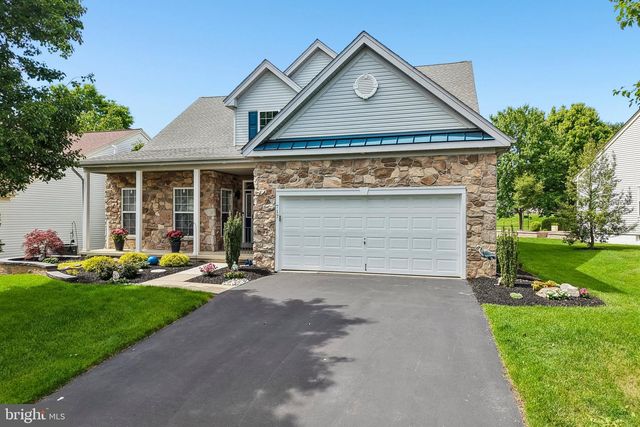 717 S SETTLERS CIR, Warrington, PA 18976