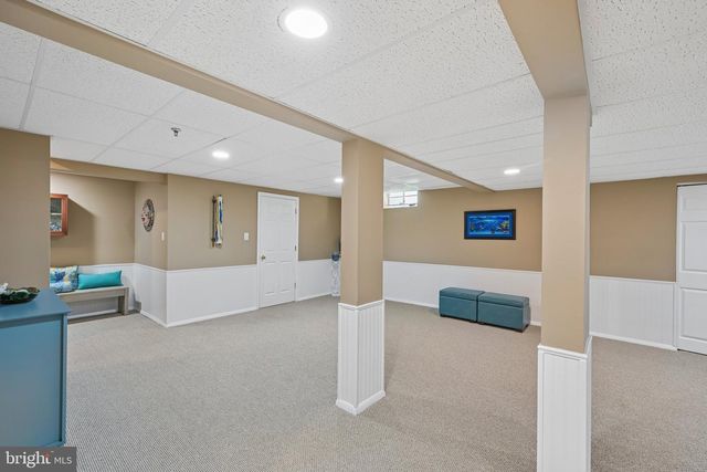 717 S SETTLERS CIR, Warrington, PA 18976