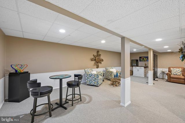 717 S SETTLERS CIR, Warrington, PA 18976