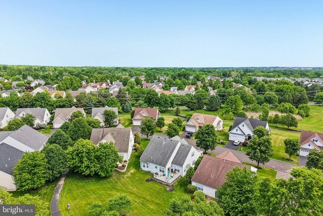717 S SETTLERS CIR, Warrington, PA 18976