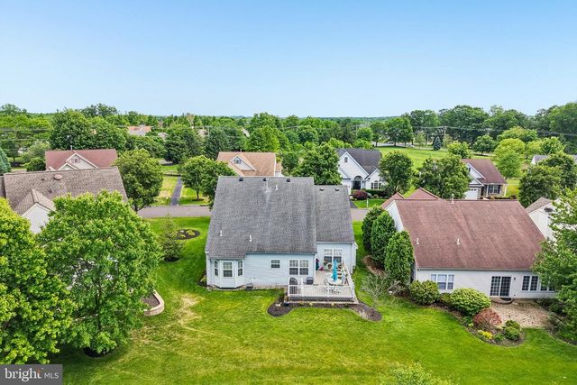 717 S SETTLERS CIR, Warrington, PA 18976