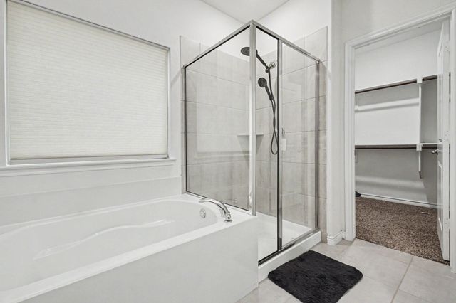 10600 Breezeway Drive, Aubrey, TX 76227