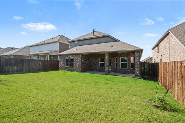 10600 Breezeway Drive, Aubrey, TX 76227