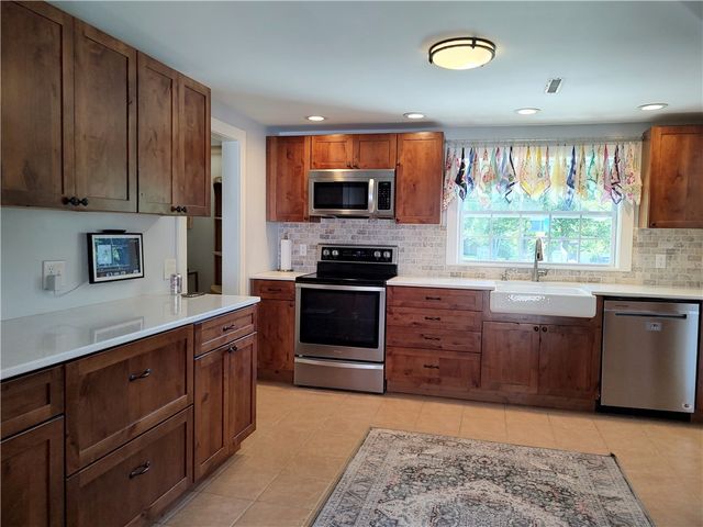 137 Cayuga Street, Seneca Falls, NY 13148