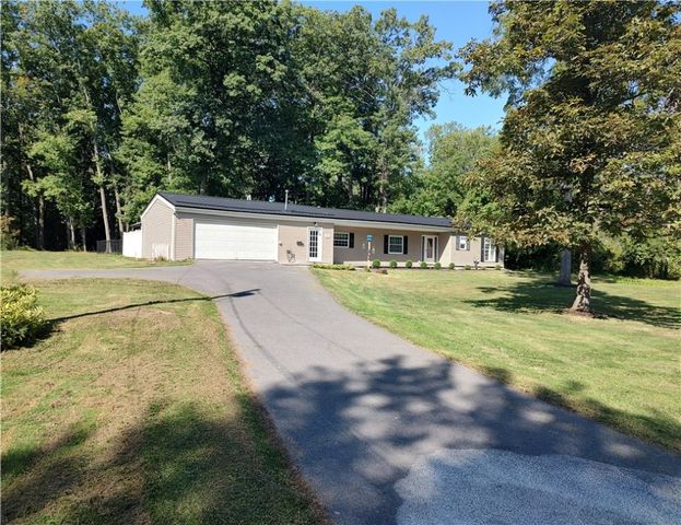 137 Cayuga Street, Seneca Falls, NY 13148