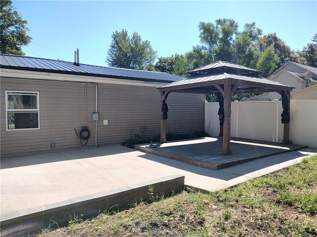 137 Cayuga Street, Seneca Falls, NY 13148