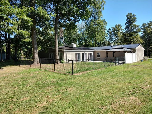 137 Cayuga Street, Seneca Falls, NY 13148
