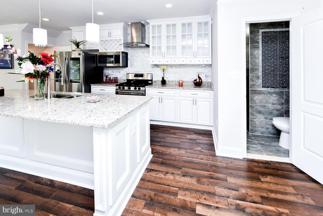 6112 JOST ST, Fairmount Heights, MD 20743