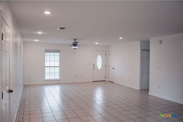 1140 Blueridge Drive, Canyon Lake, TX 78133