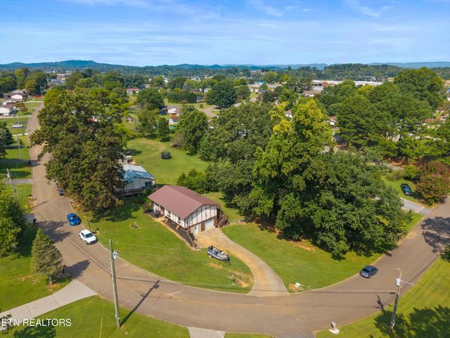 3661 Halifax Circle, Morristown, TN 37813