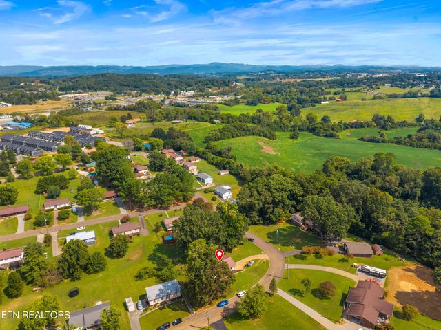 3661 Halifax Circle, Morristown, TN 37813