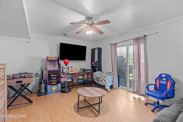 3661 Halifax Circle, Morristown, TN 37813
