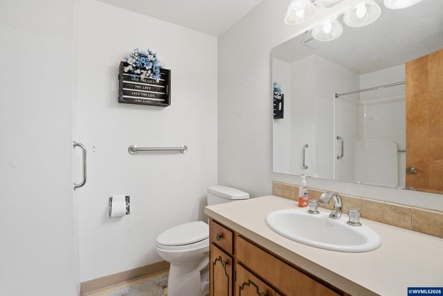 342 McLaughlin Dr, Woodburn, OR 97071