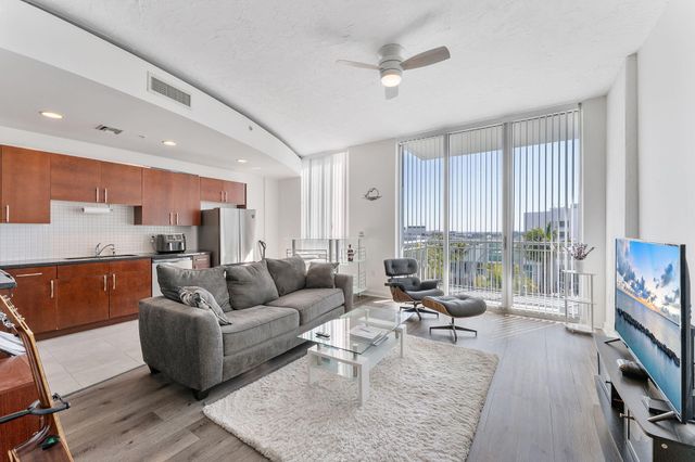 300 S Australian Avenue 916, West Palm Beach, FL 33401