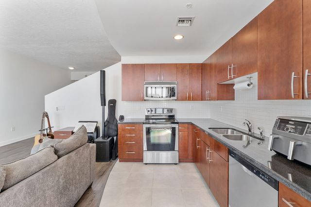 300 S Australian Avenue 916, West Palm Beach, FL 33401