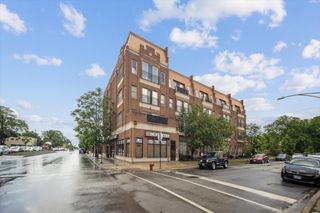 1600 N New England Avenue 4, Chicago, IL 60707