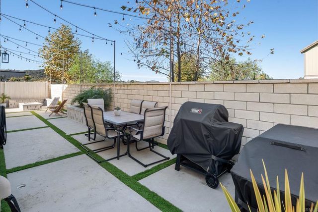 27776 Heritage Ln, Valley Center, CA 92082