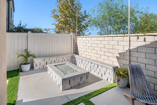 27776 Heritage Ln, Valley Center, CA 92082