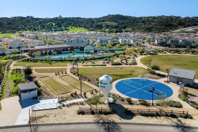 27776 Heritage Ln, Valley Center, CA 92082