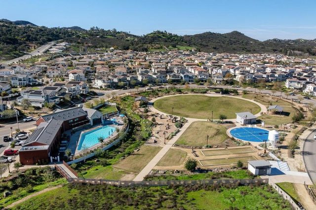 27776 Heritage Ln, Valley Center, CA 92082