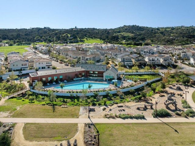 27776 Heritage Ln, Valley Center, CA 92082