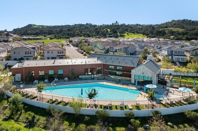 27776 Heritage Ln, Valley Center, CA 92082