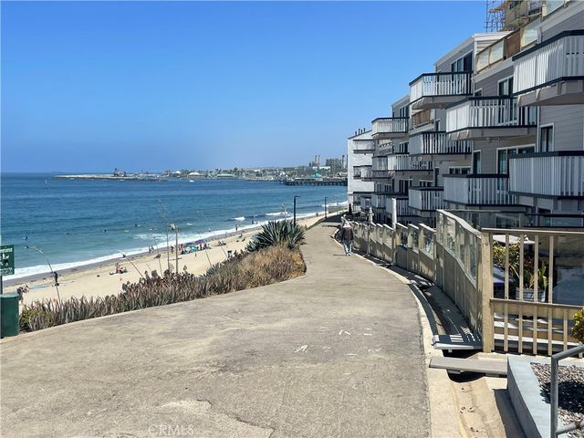 625 Esplanade 23, Redondo Beach, CA 90277