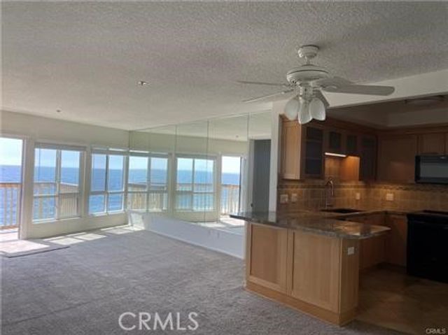 625 Esplanade 23, Redondo Beach, CA 90277
