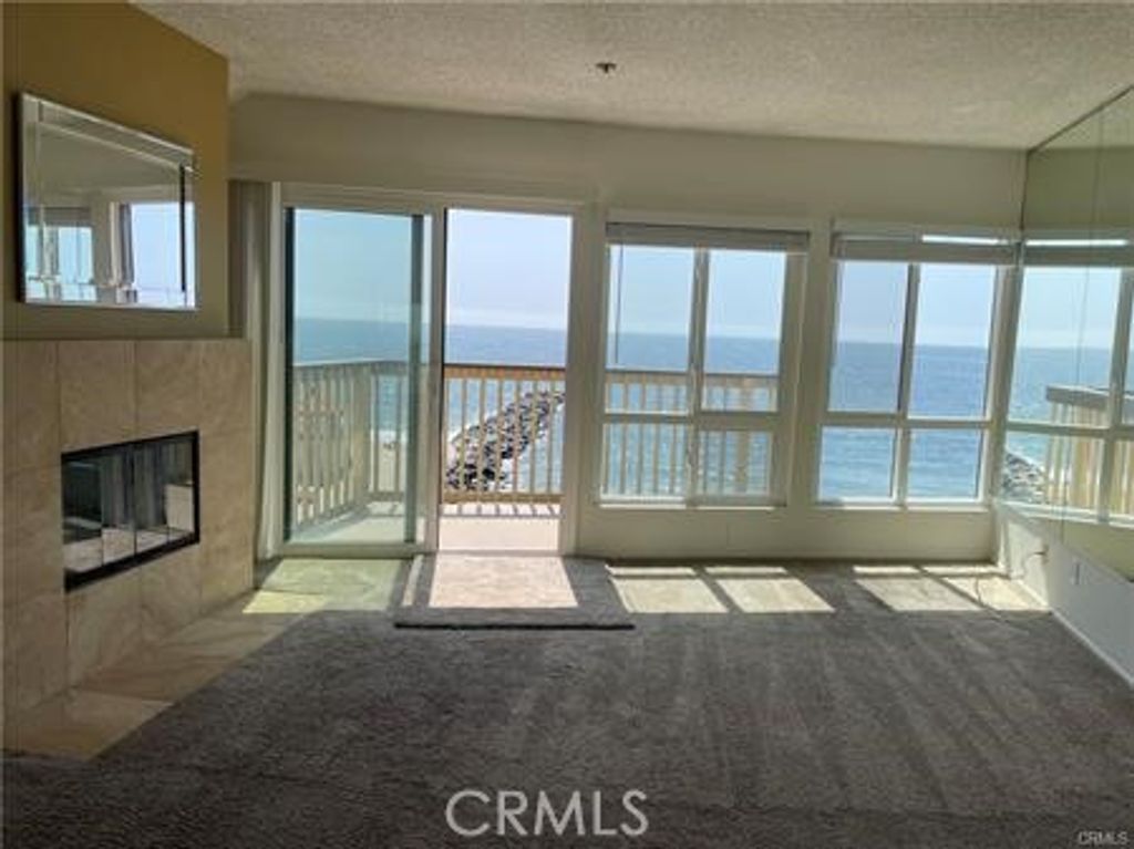 625 Esplanade 23, Redondo Beach, CA 90277
