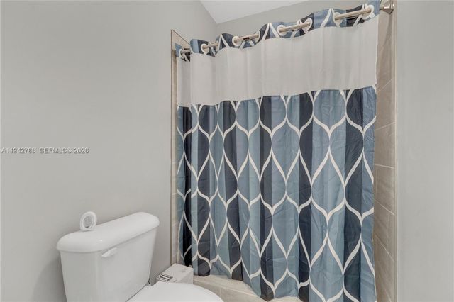 1174 NE 32nd Ave, Homestead, FL 33033